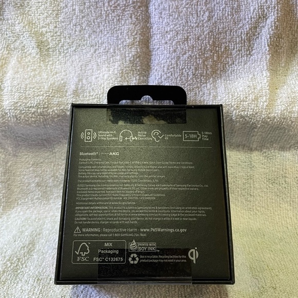 Samsung Galaxy Buds2 Pro True Wireless Bluetooth Earbuds BLACK - Picture 5 of 6